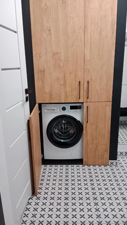 Apartament Dwupokojowy Ostrowiec Świętokrzyski Buitenkant foto