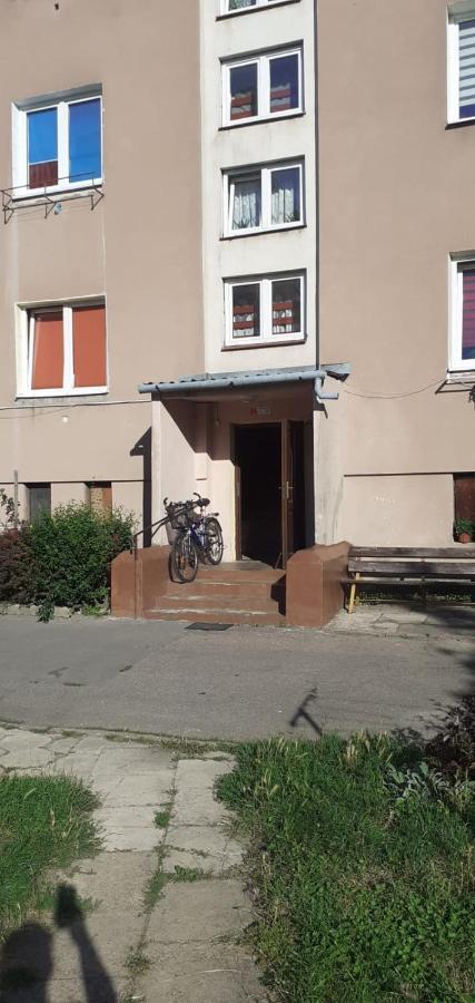 Apartament Dwupokojowy Ostrowiec Świętokrzyski Buitenkant foto