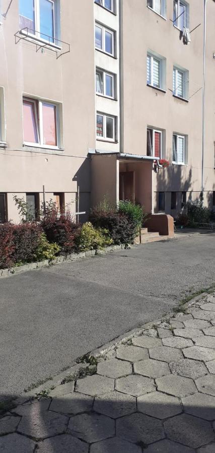 Apartament Dwupokojowy Ostrowiec Świętokrzyski Buitenkant foto